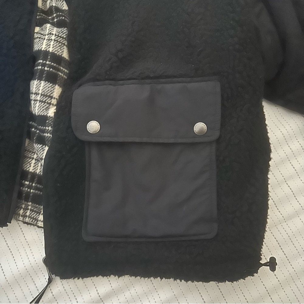 Ae (American Eagle) Reversible Puffer Jacket - image 4